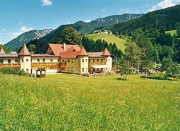 Hotel Waldesruh 4*